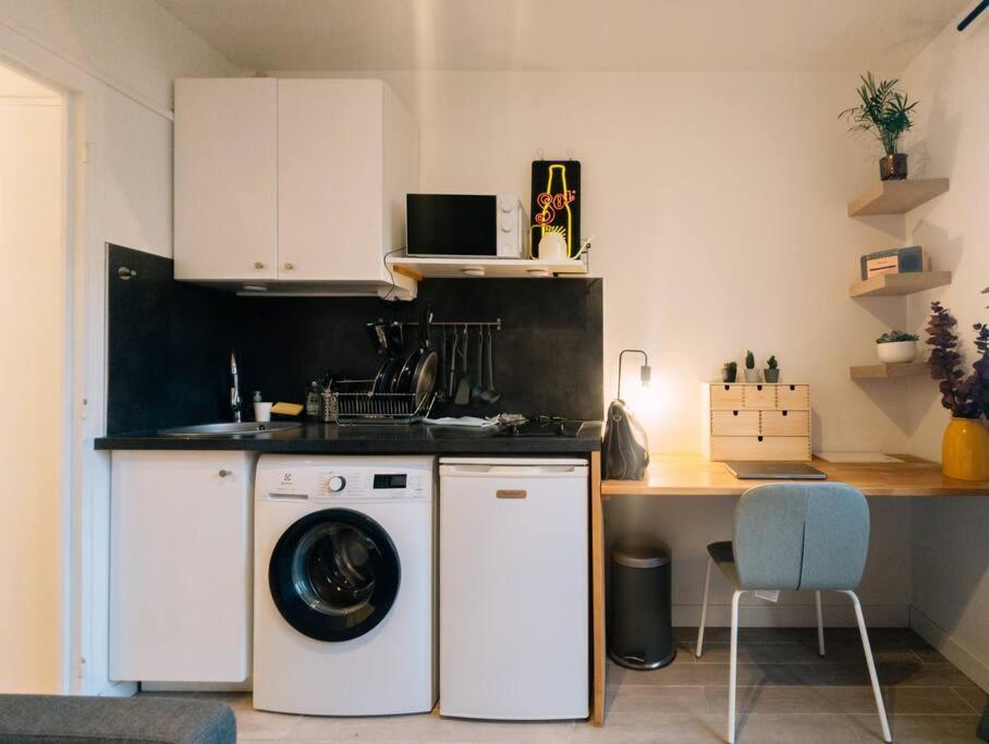 Jolie Studio Belleville Apartment Paris